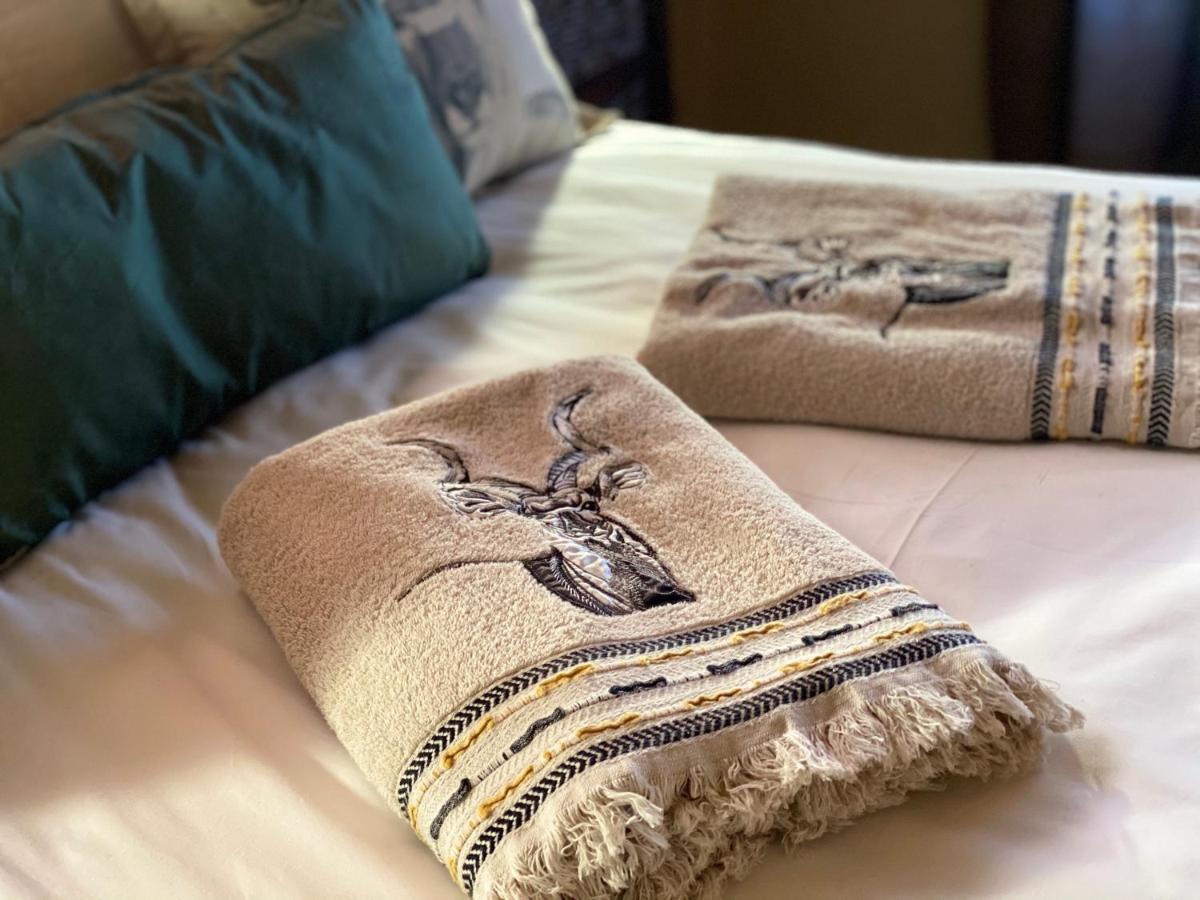 Parkview Safari Lodge Колчестер Экстерьер фото